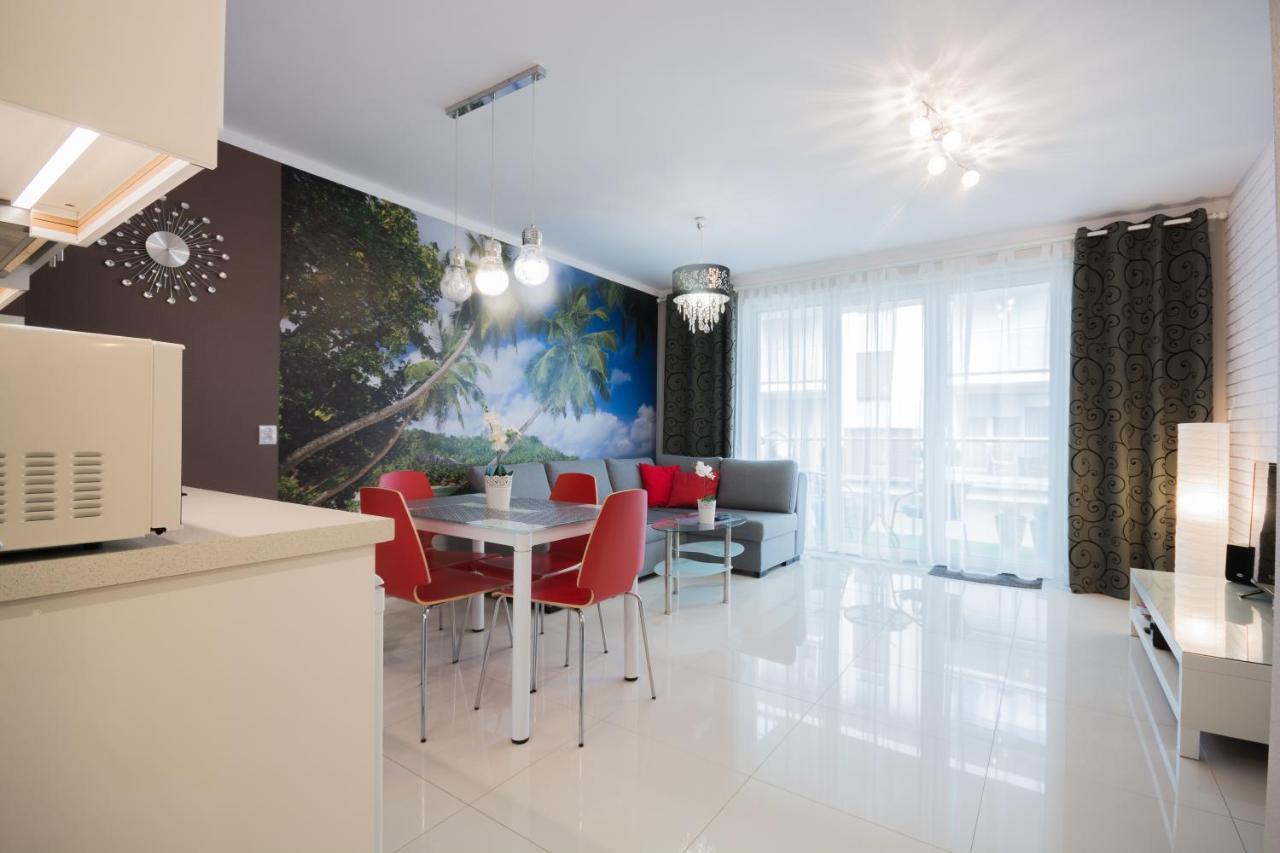 Apartament Ibiza Przy Plazy Rewal Exterior photo